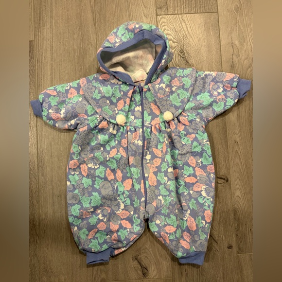 claire bell Other - 🇨🇦 Vintage Claire Bell Baby Hooded Pram Jacket Made in Canada Retro Fruit Floral